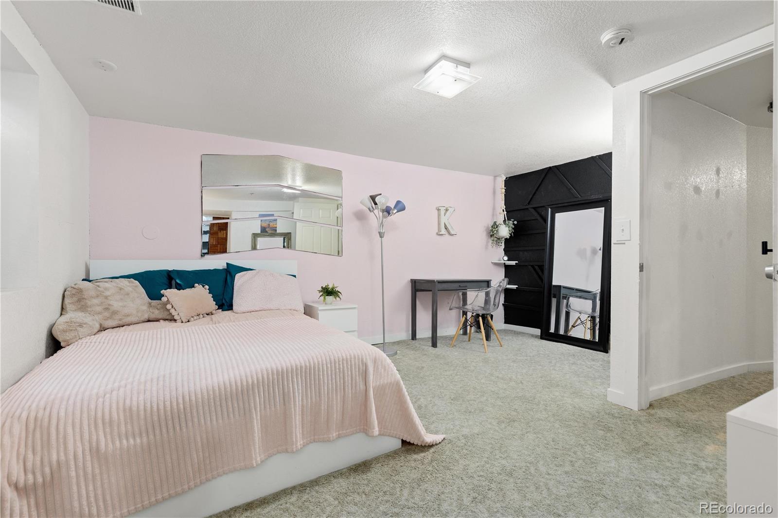 MLS Image #31 for 8266 s logan court,littleton, Colorado