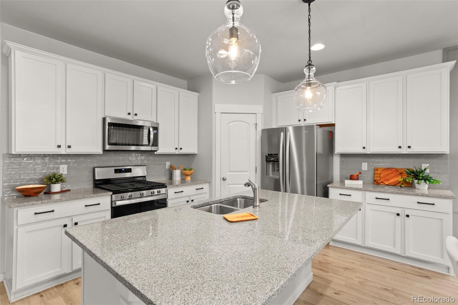 MLS Image #9 for 2104  gather court,windsor, Colorado