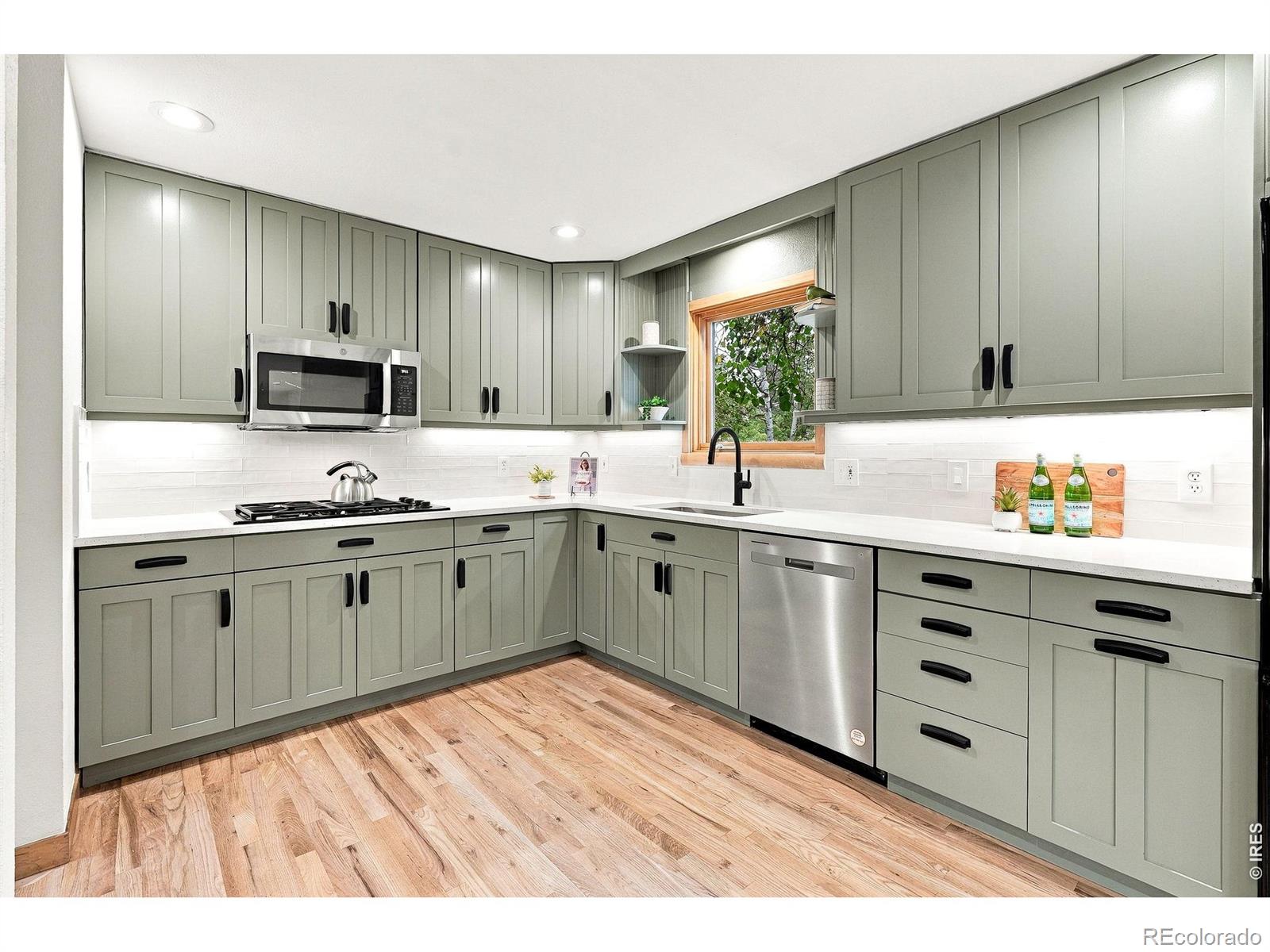 MLS Image #13 for 2384  dennison lane,boulder, Colorado