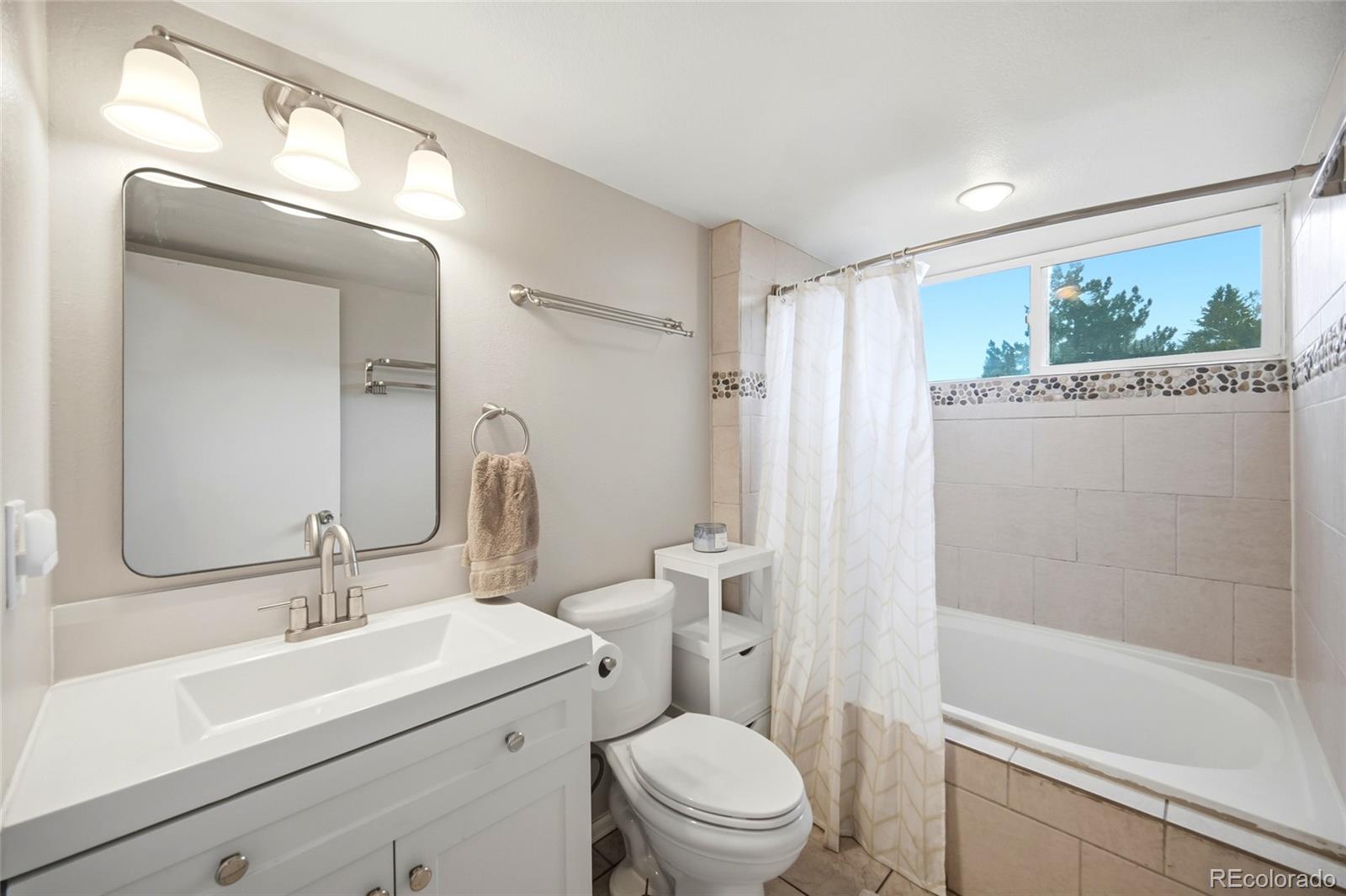 MLS Image #8 for 1247 n deckers place,castle rock, Colorado