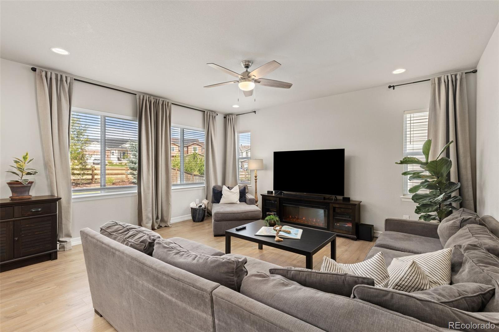 MLS Image #8 for 4045  spanish oaks court,castle rock, Colorado