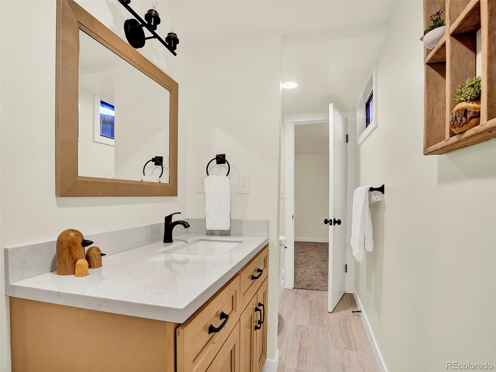 MLS Image #13 for 533 w easter avenue,littleton, Colorado