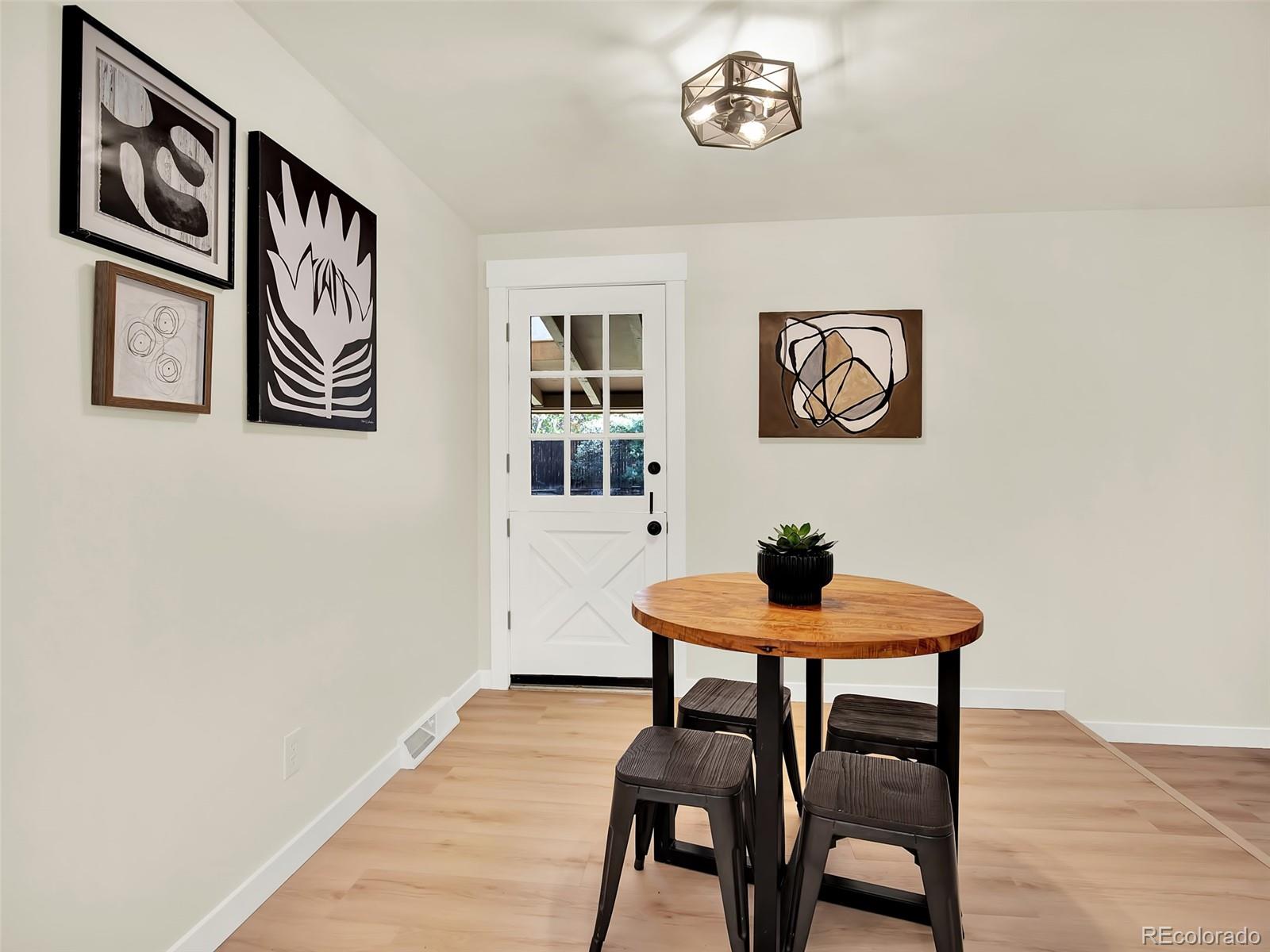 MLS Image #7 for 533 w easter avenue,littleton, Colorado