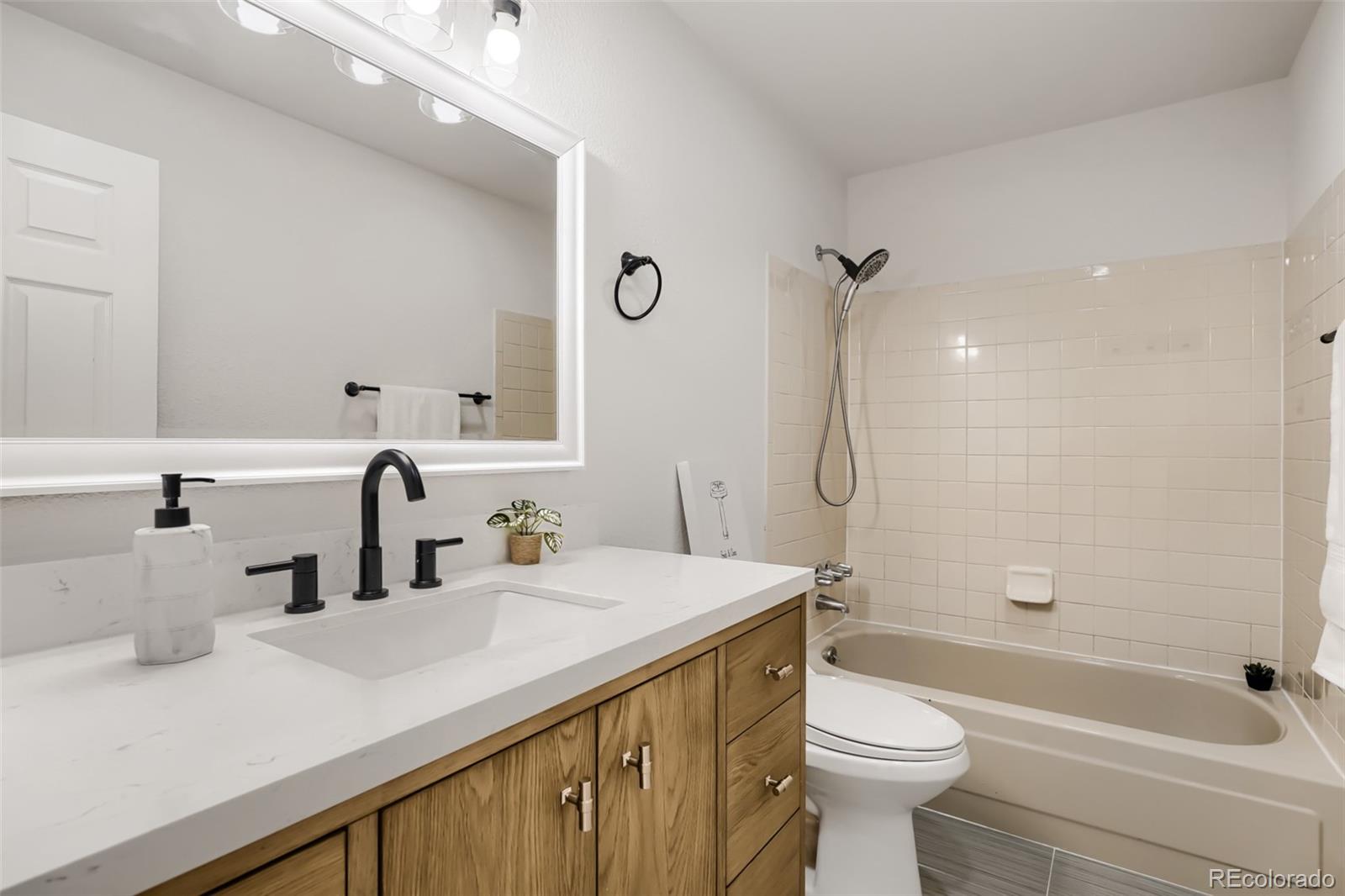 MLS Image #15 for 4059 s dunkirk way,aurora, Colorado