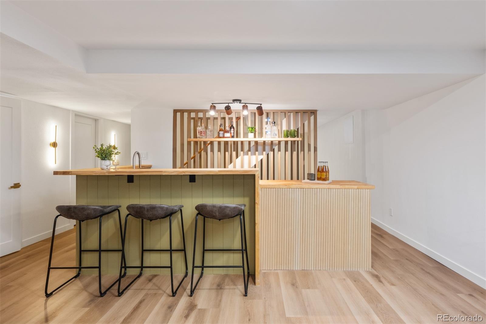 MLS Image #23 for 3413 s akron street,denver, Colorado