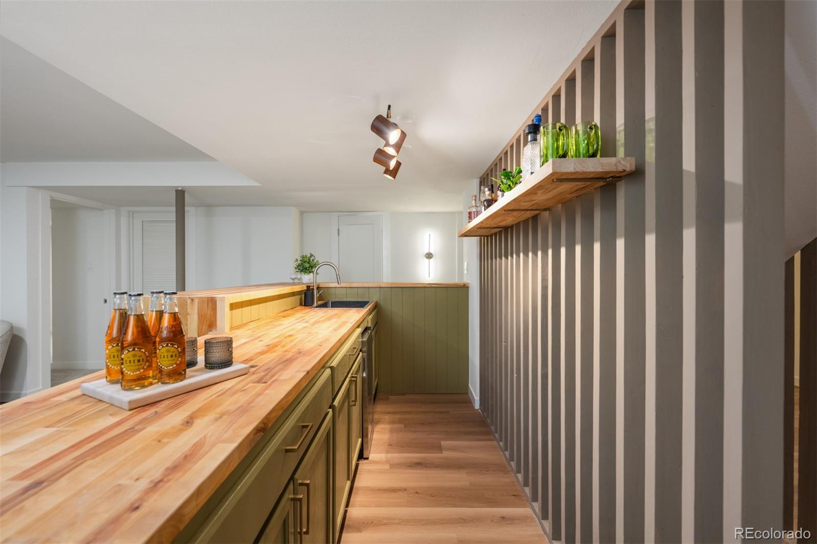 MLS Image #24 for 3413 s akron street,denver, Colorado