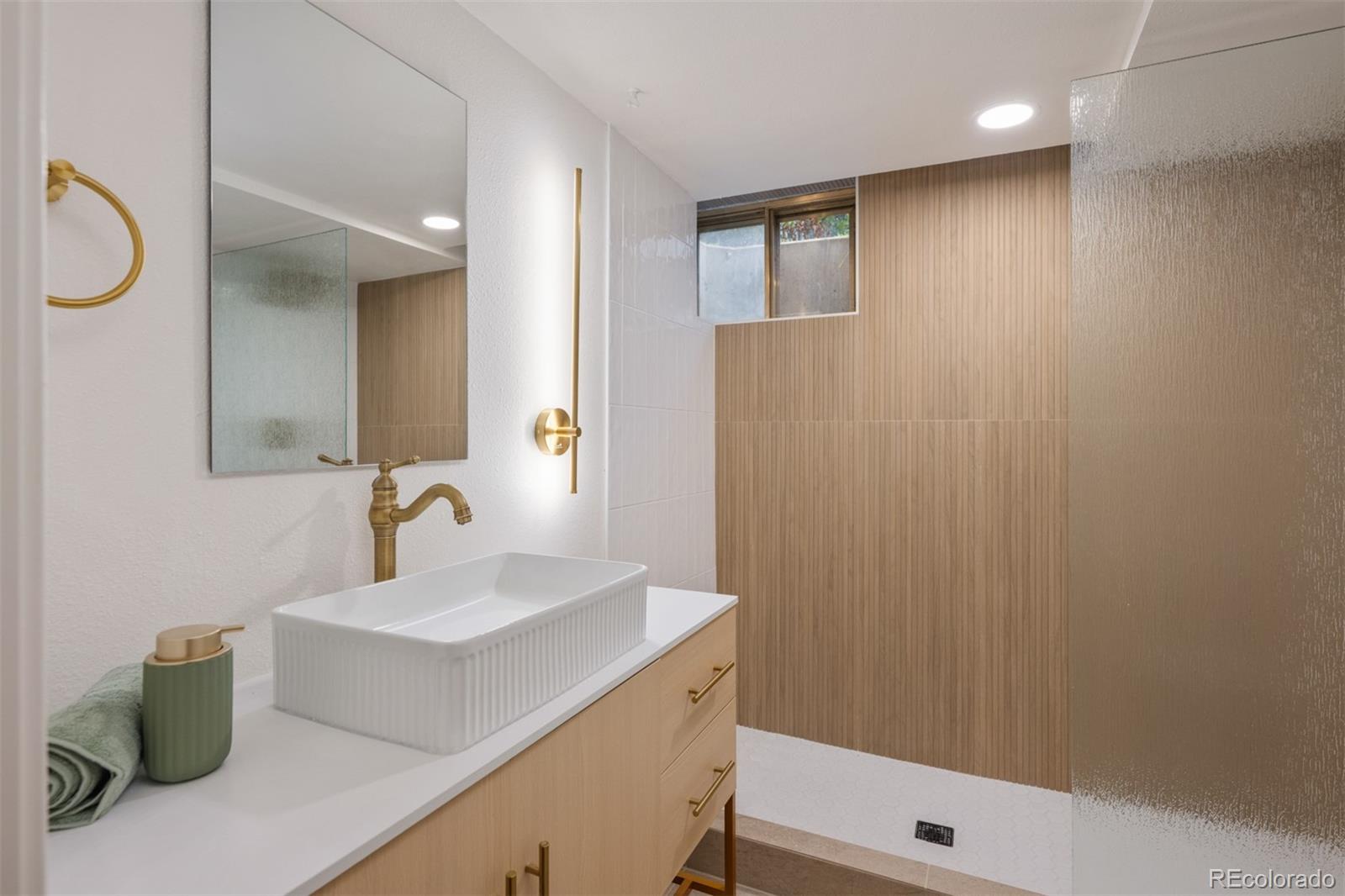 MLS Image #28 for 3413 s akron street,denver, Colorado