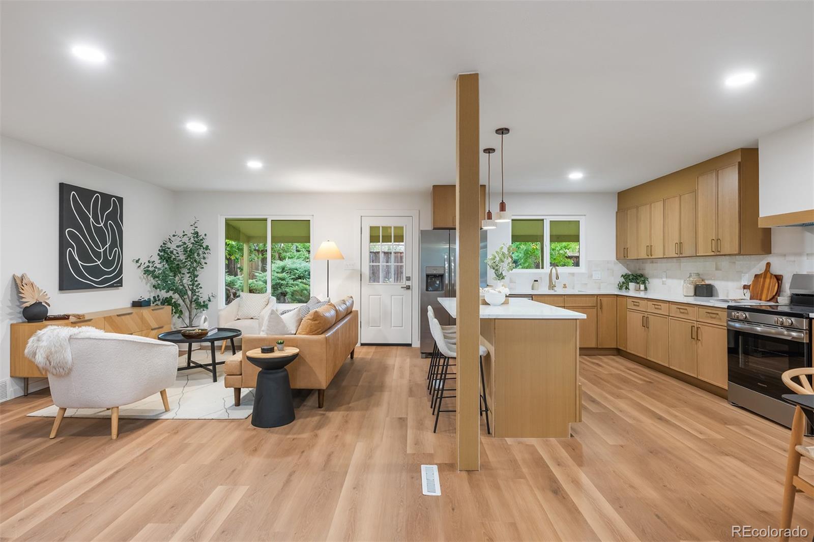 MLS Image #4 for 3413 s akron street,denver, Colorado