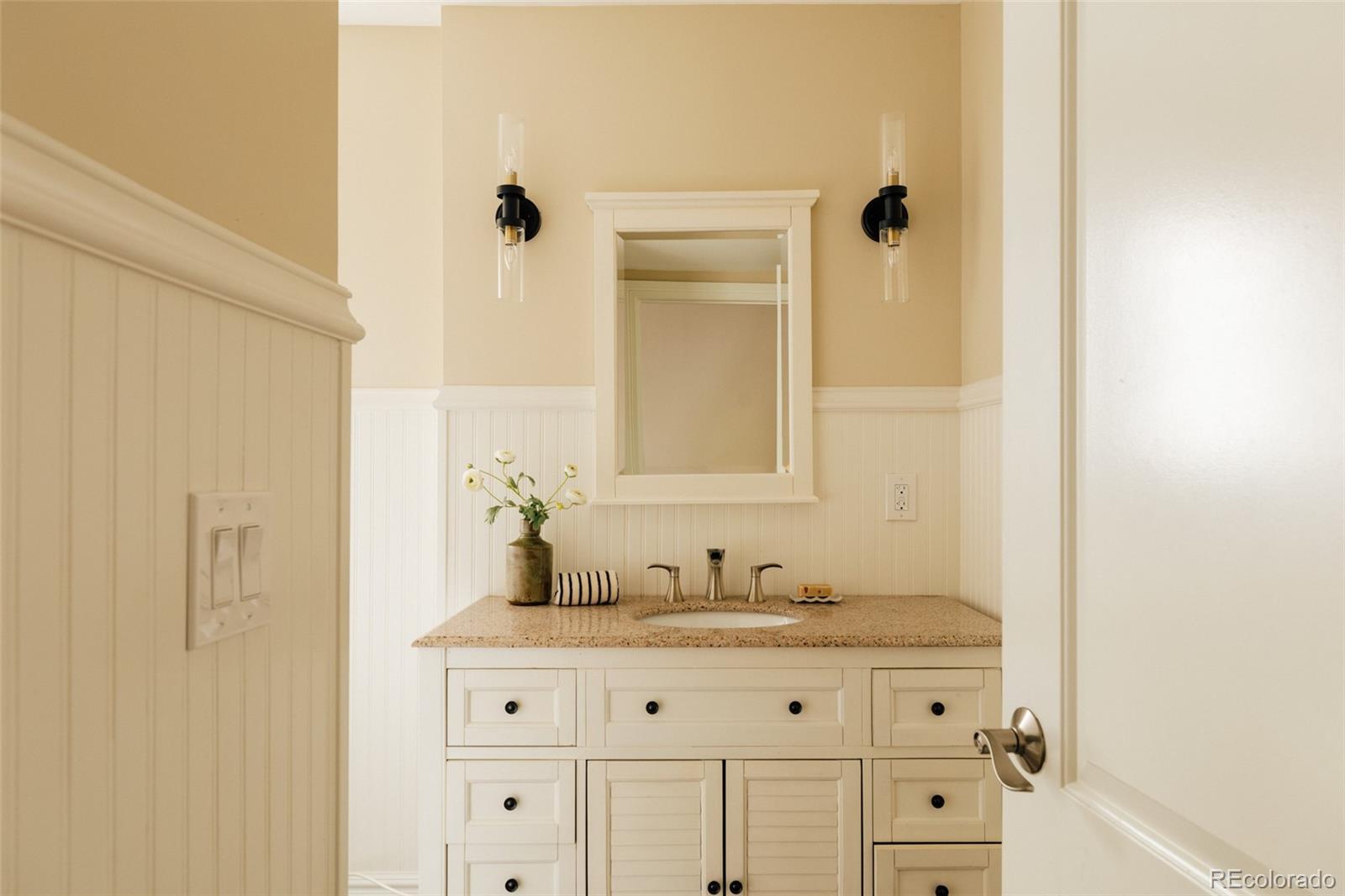 MLS Image #12 for 525 s downing street,denver, Colorado