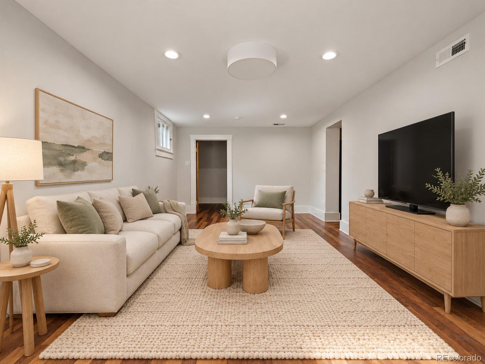 MLS Image #31 for 3800 s lincoln street,englewood, Colorado