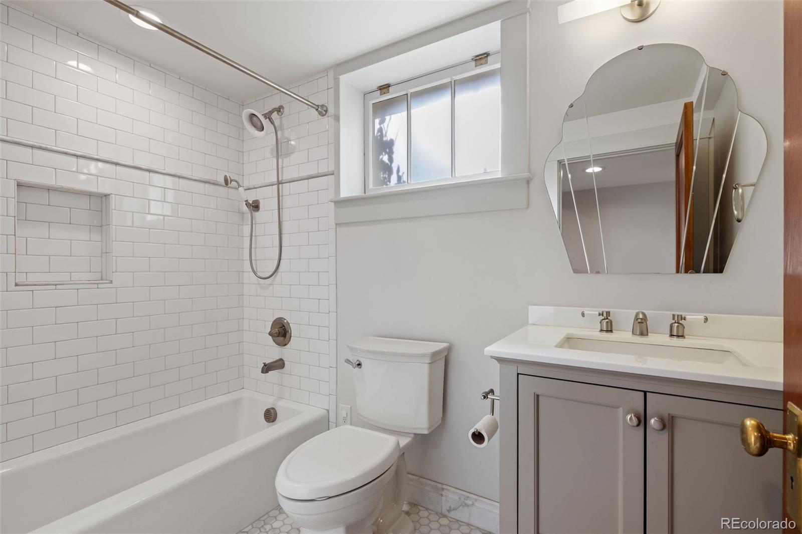 MLS Image #34 for 3800 s lincoln street,englewood, Colorado
