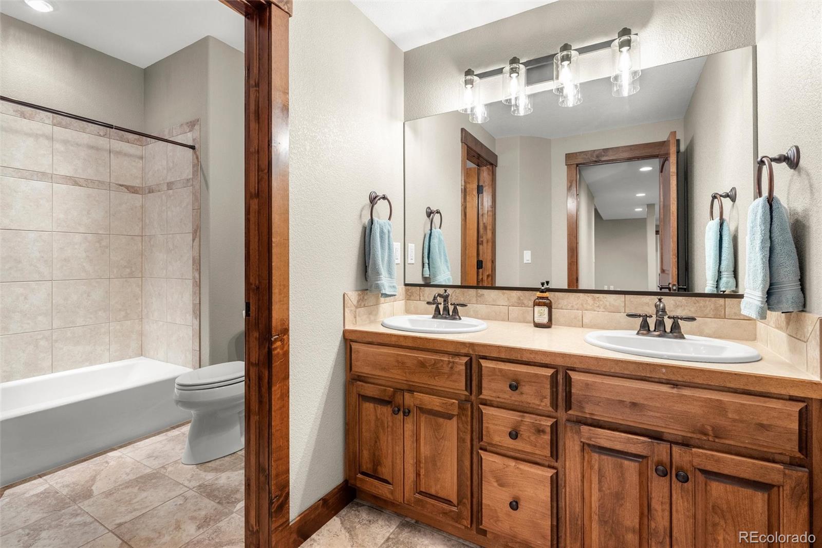 MLS Image #25 for 17645  silver fox court,mead, Colorado