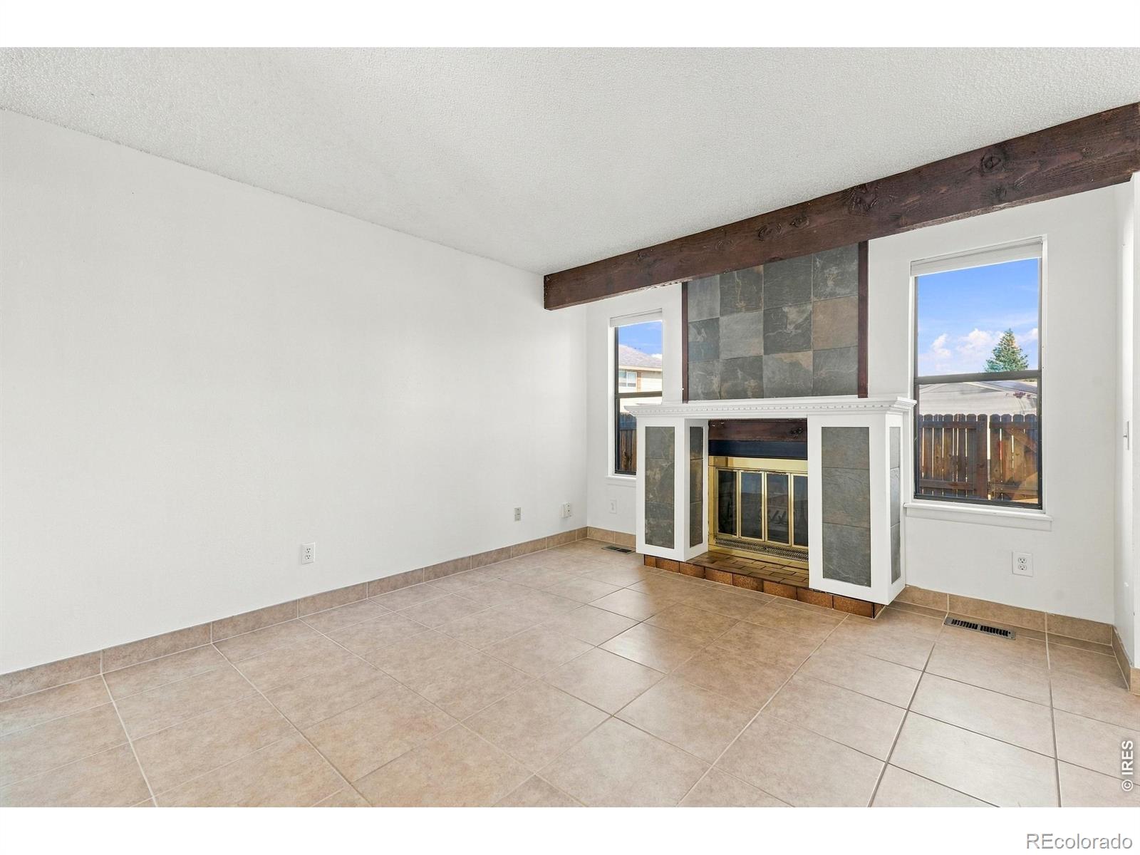 MLS Image #4 for 8721  carr loop,westminster, Colorado