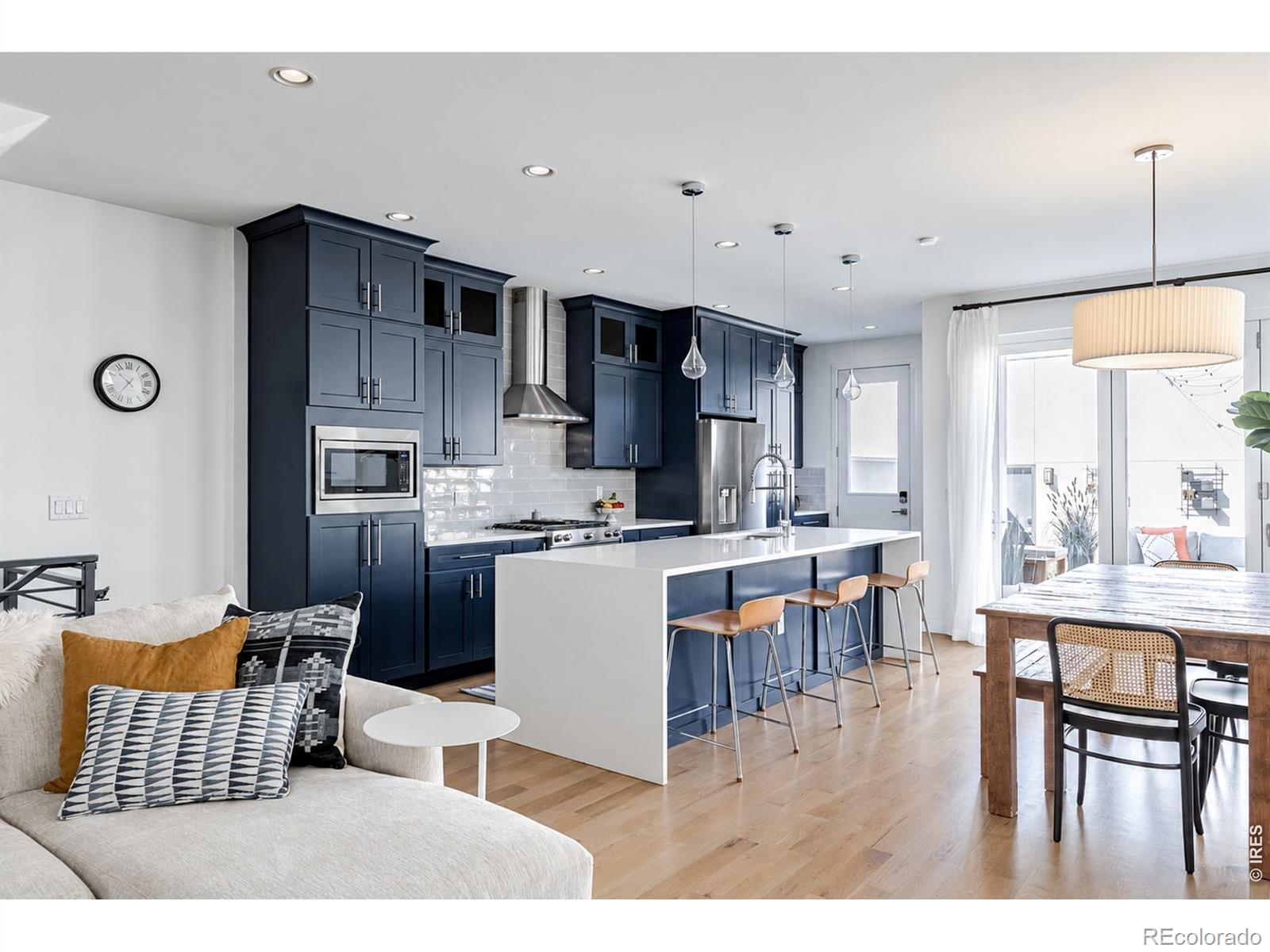 MLS Image #10 for 3955  utica street,denver, Colorado