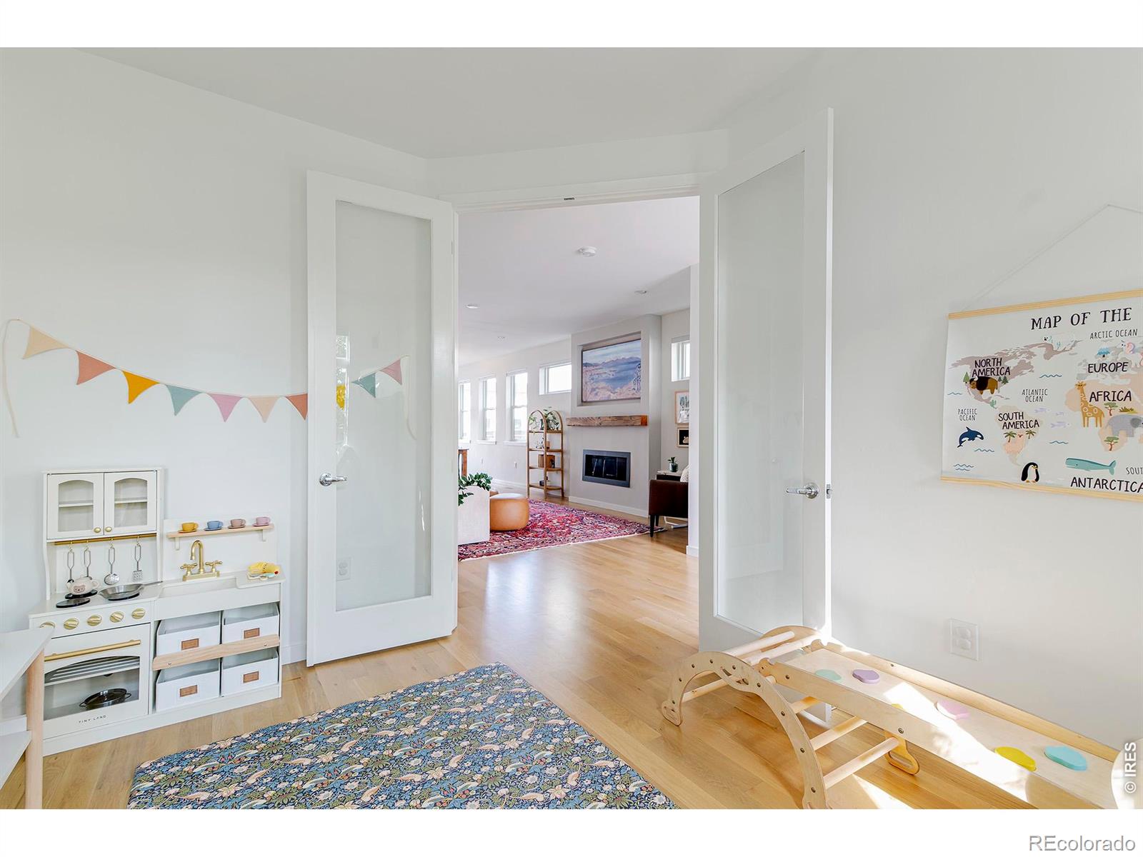 MLS Image #19 for 3955  utica street,denver, Colorado