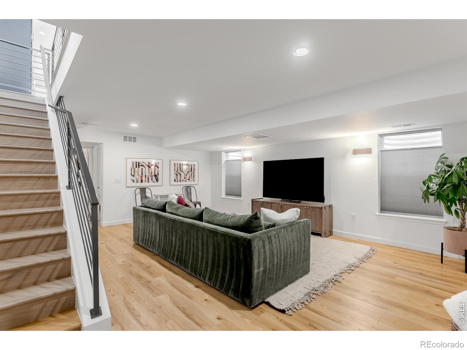 MLS Image #34 for 3955  utica street,denver, Colorado
