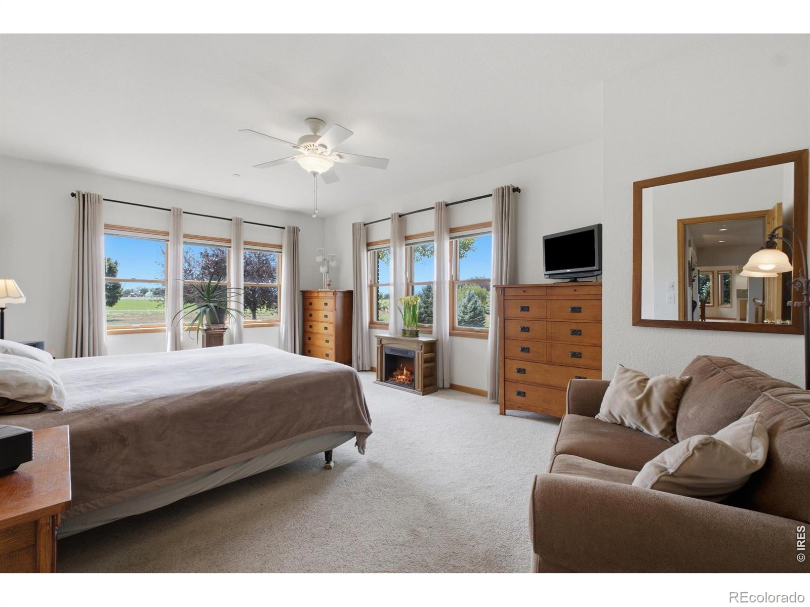 MLS Image #4 for 3338  paddy lane,loveland, Colorado