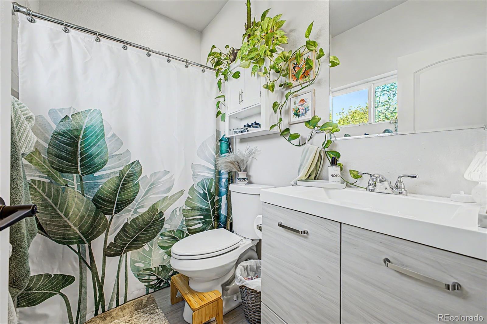 MLS Image #15 for 1401 w 85th avenue,federal heights, Colorado