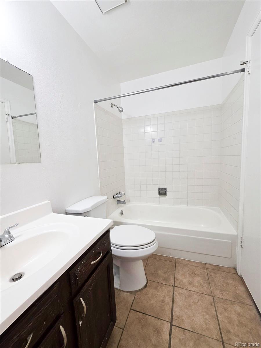 MLS Image #4 for 2150 s idalia street,aurora, Colorado