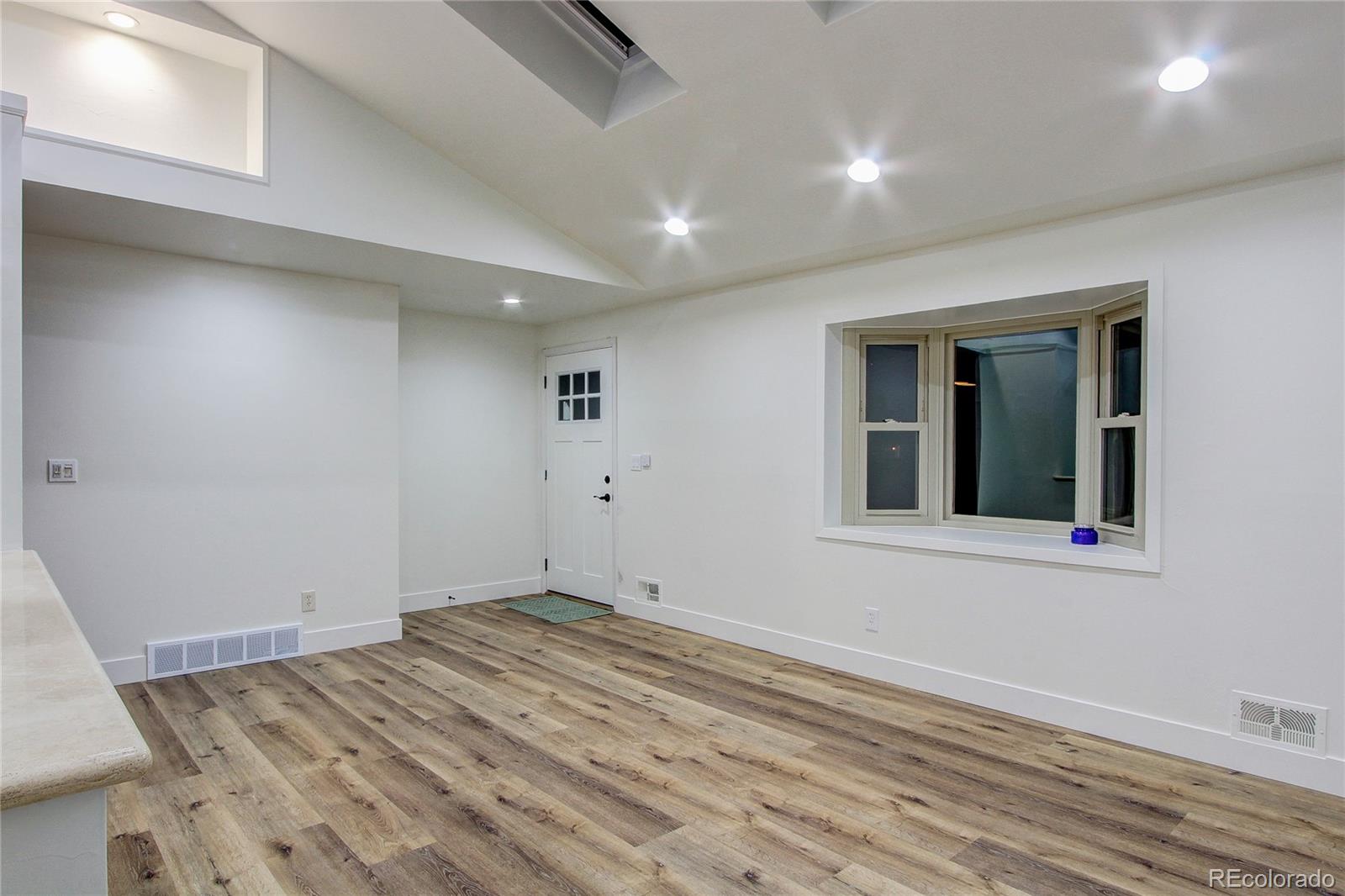 MLS Image #5 for 6625 s sherman street,centennial, Colorado