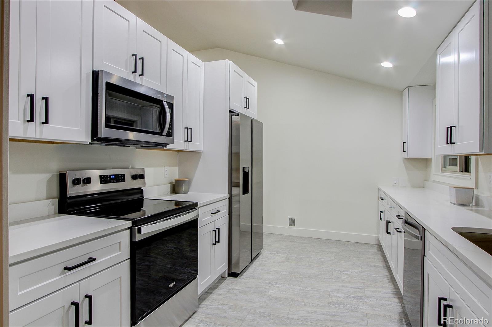 MLS Image #6 for 6625 s sherman street,centennial, Colorado
