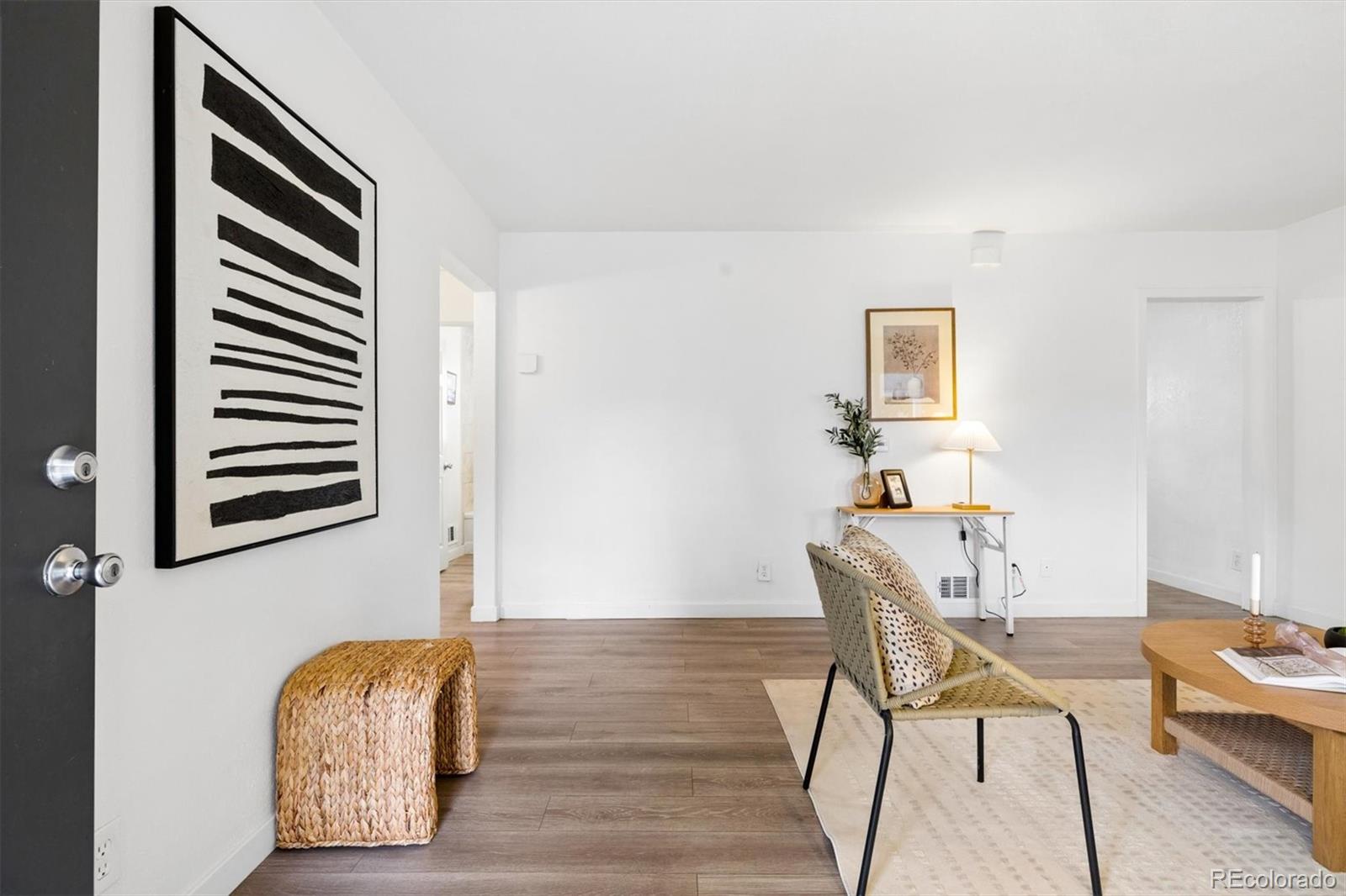 MLS Image #4 for 1330  clinton street,aurora, Colorado