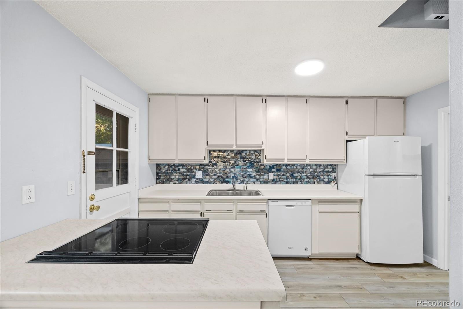 MLS Image #8 for 1682 s kline way,lakewood, Colorado