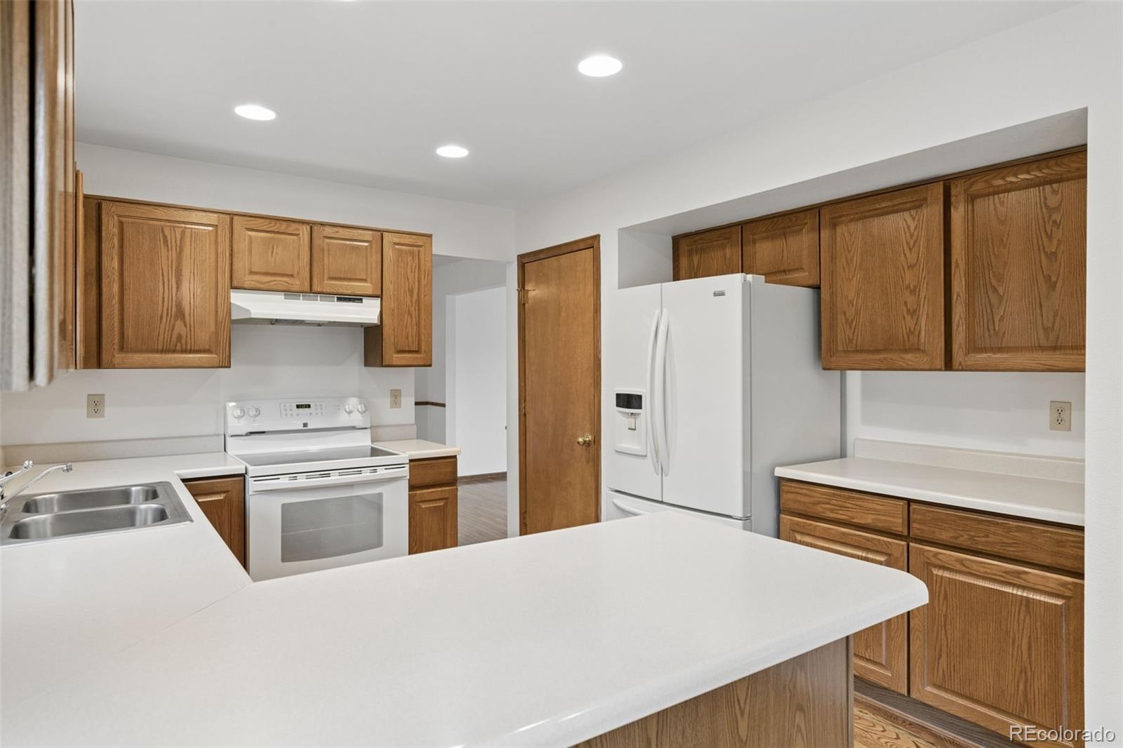 MLS Image #4 for 1030  beacon hill way,colorado springs, Colorado