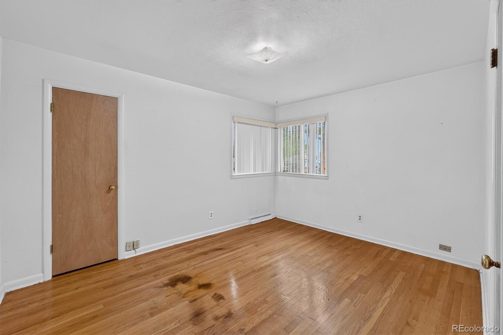 MLS Image #11 for 1501 s utica street,denver, Colorado