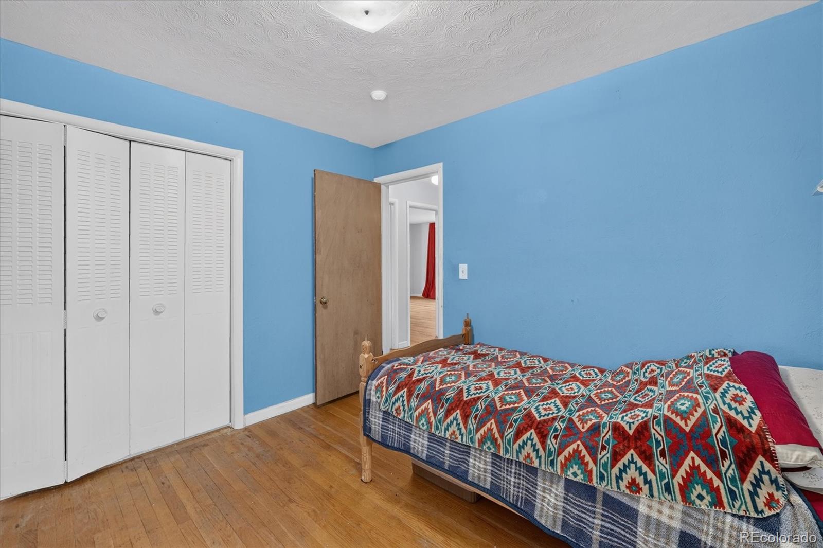 MLS Image #14 for 1501 s utica street,denver, Colorado