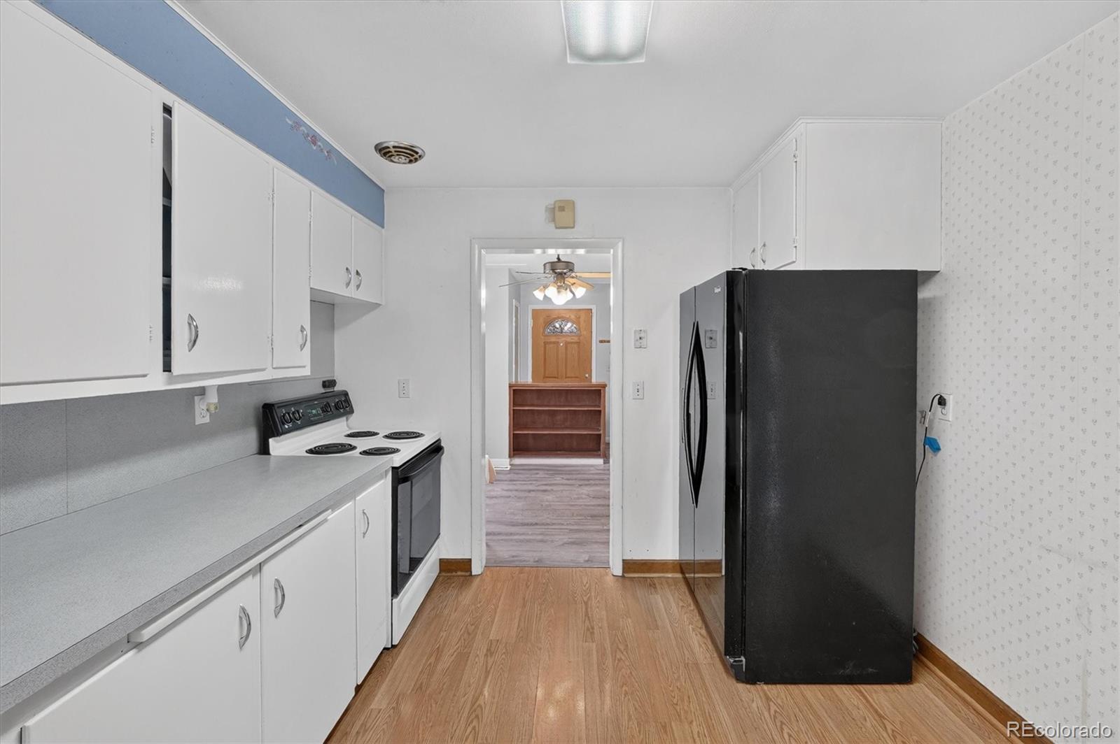 MLS Image #8 for 1501 s utica street,denver, Colorado