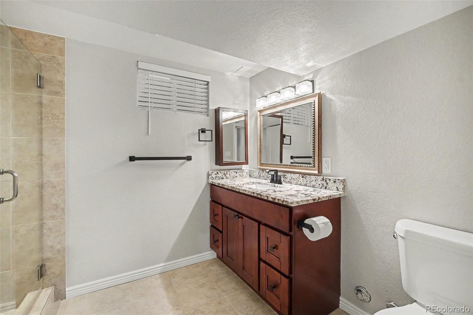 MLS Image #23 for 785 s glencoe street,denver, Colorado
