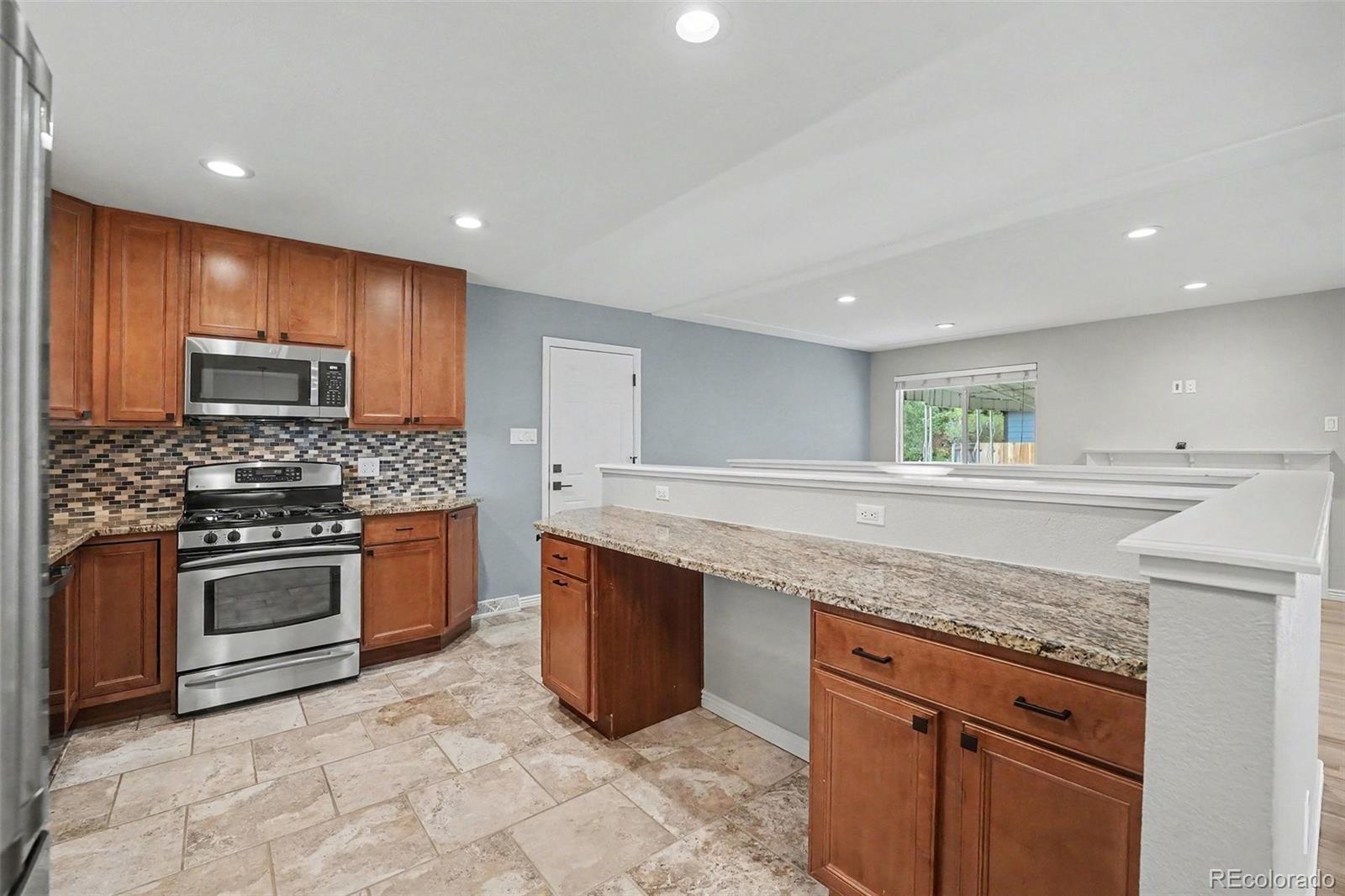 MLS Image #9 for 785 s glencoe street,denver, Colorado