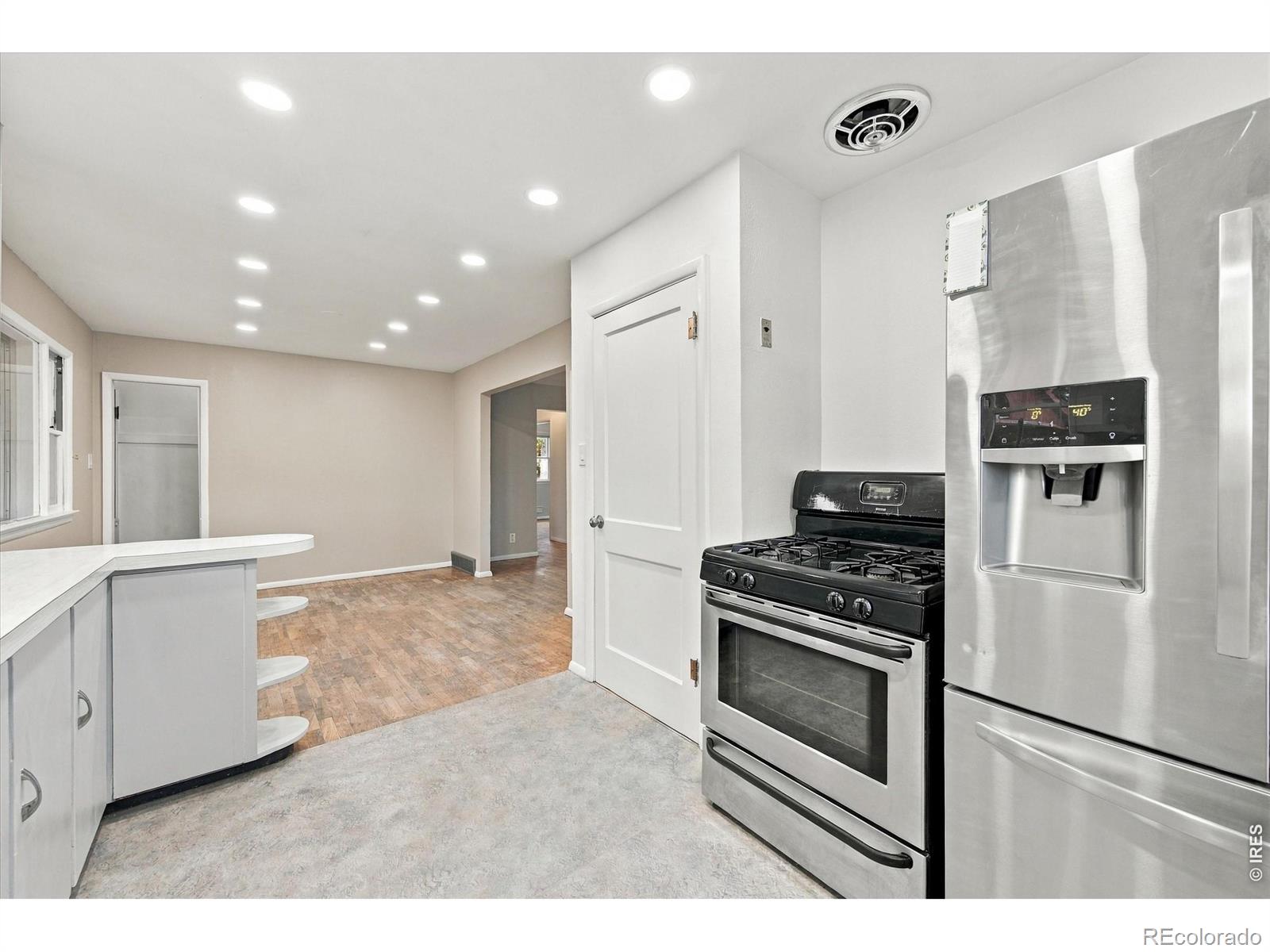 MLS Image #11 for 635 e 16th street,loveland, Colorado