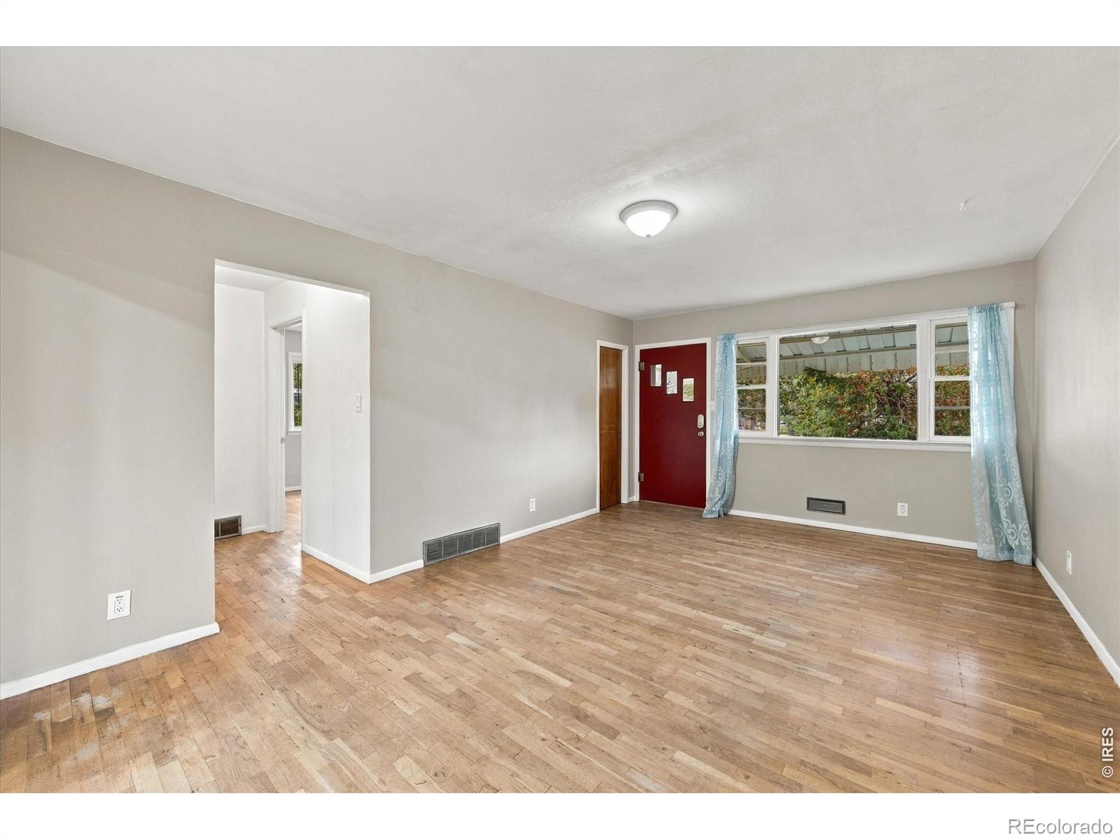 MLS Image #3 for 635 e 16th street,loveland, Colorado