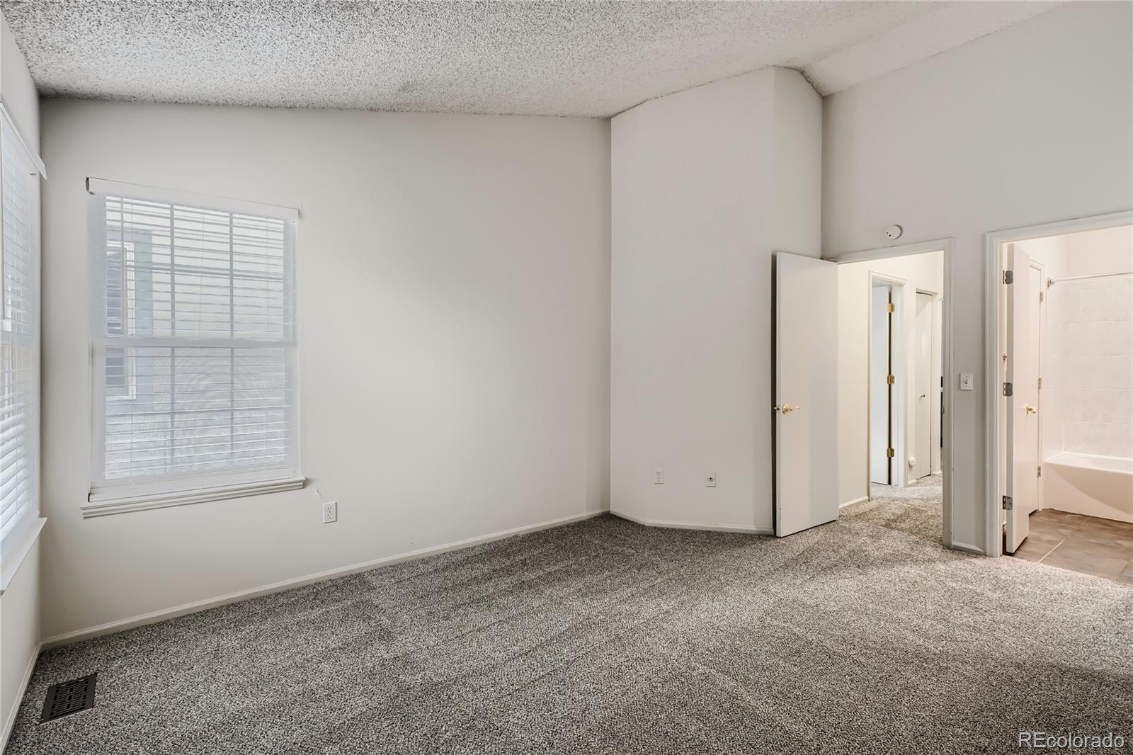 MLS Image #13 for 8837 w plymouth avenue,littleton, Colorado