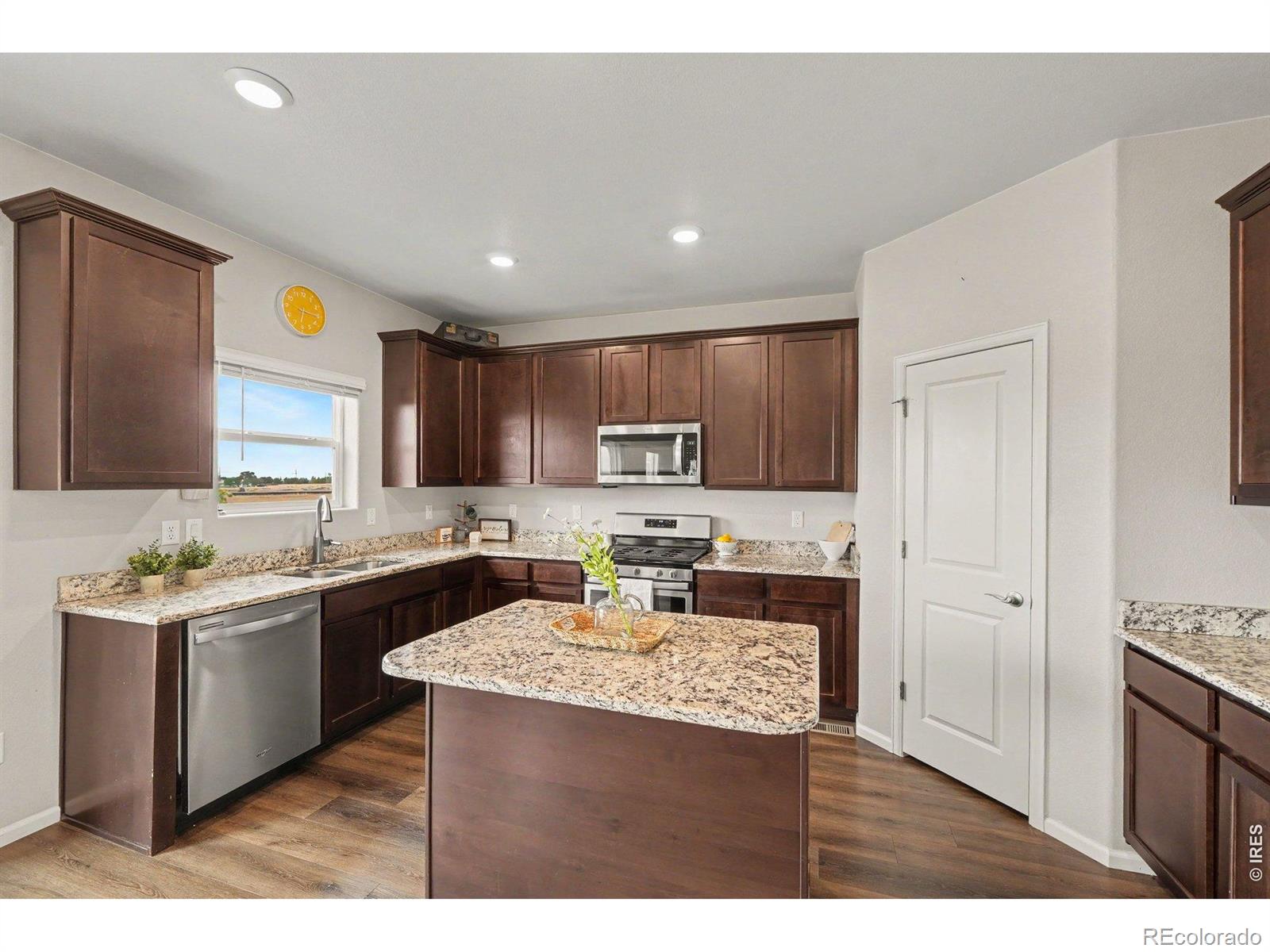 MLS Image #11 for 7229  shavano avenue,frederick, Colorado