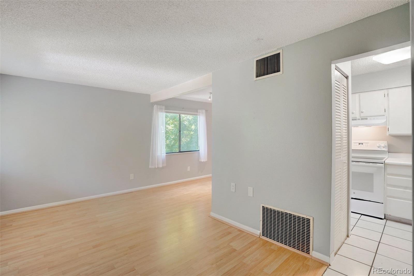 MLS Image #4 for 1705  heatheridge road,fort collins, Colorado
