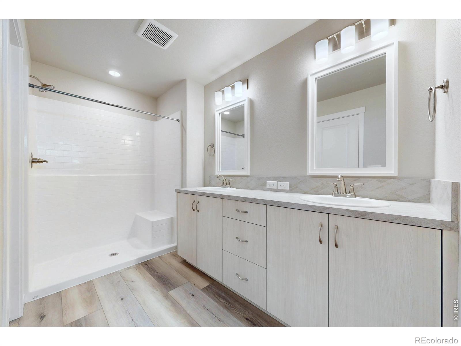 MLS Image #20 for 309  pyramid peak street,berthoud, Colorado