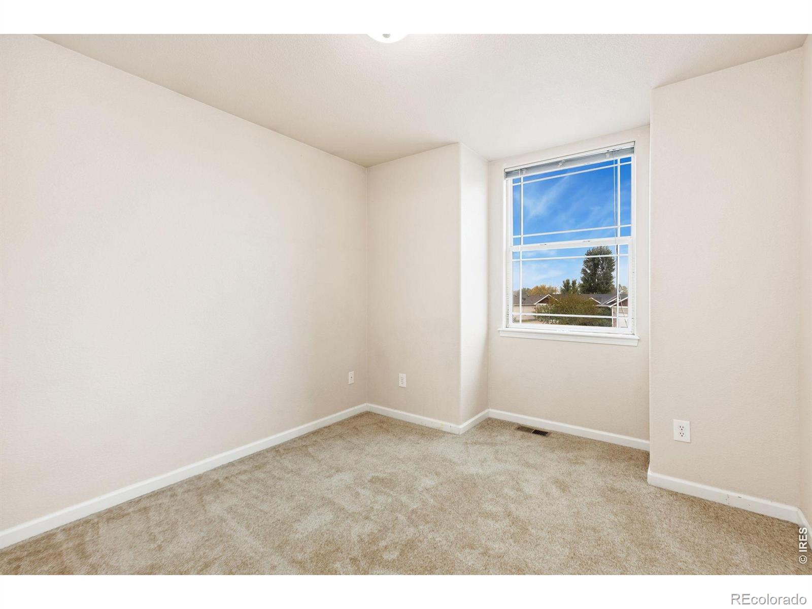 MLS Image #20 for 3201  rock point court,evans, Colorado