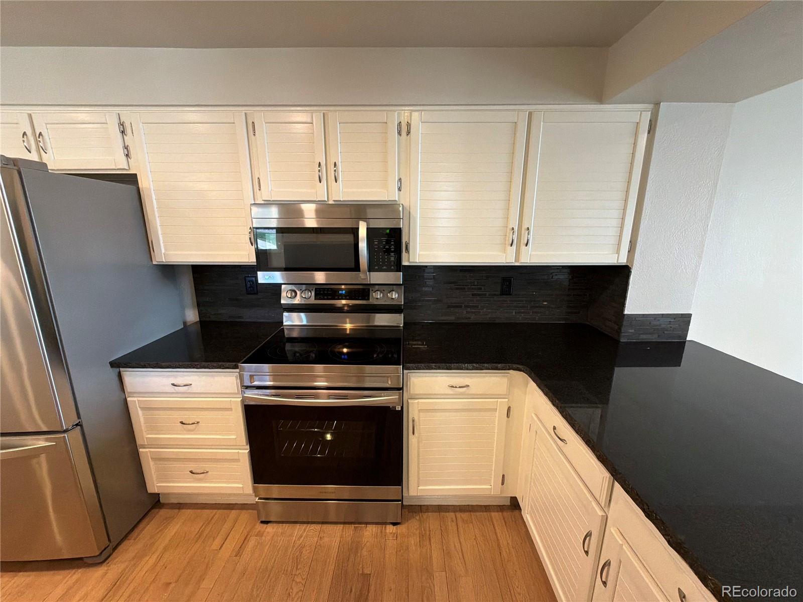 MLS Image #5 for 10471 w 83rd place,arvada, Colorado