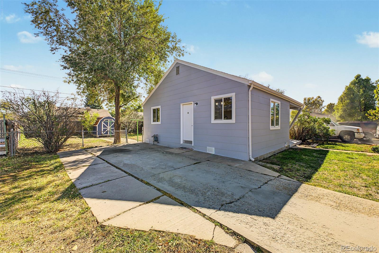 MLS Image #14 for 820  oakland street,aurora, Colorado