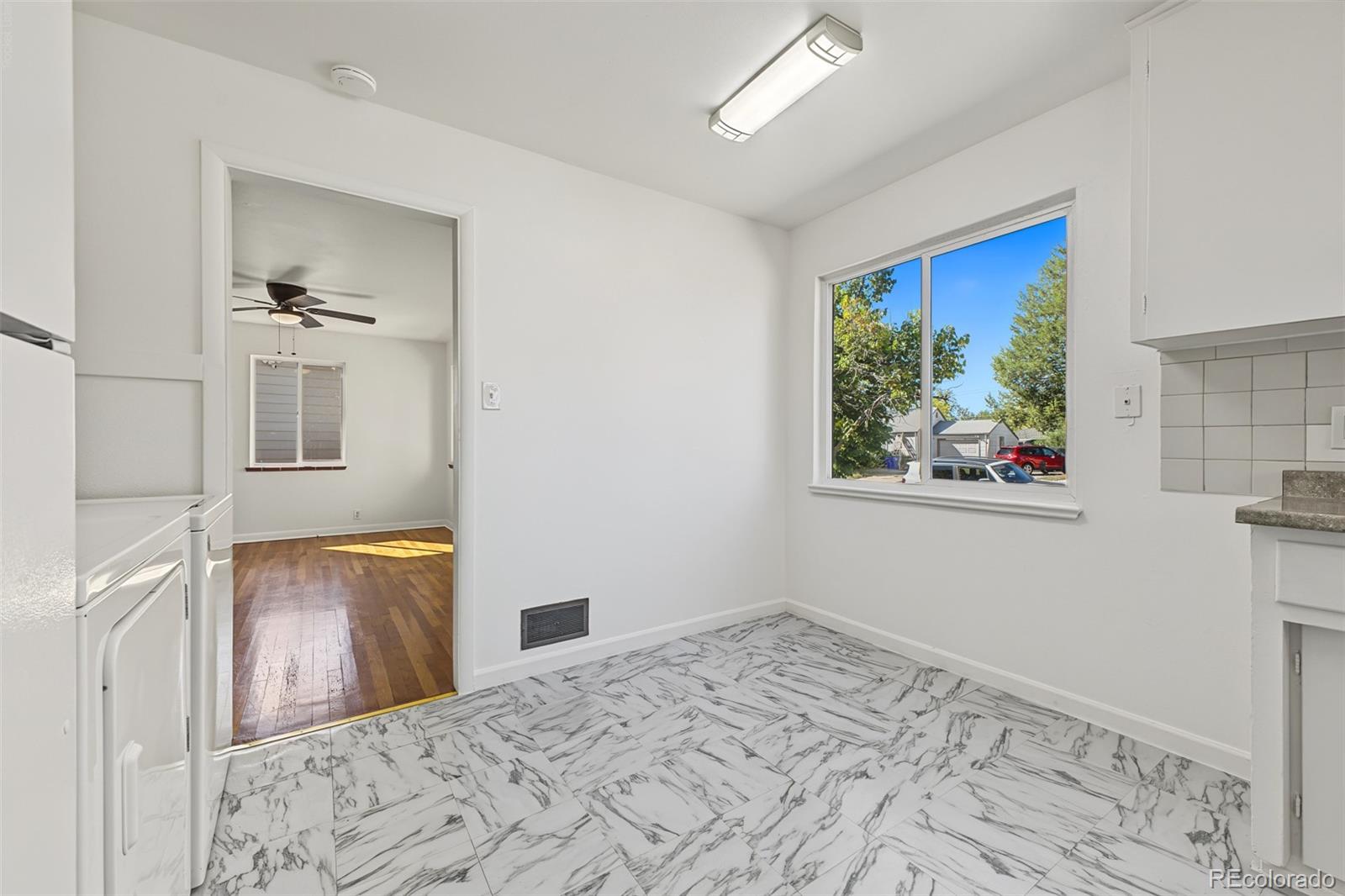 MLS Image #16 for 820  oakland street,aurora, Colorado
