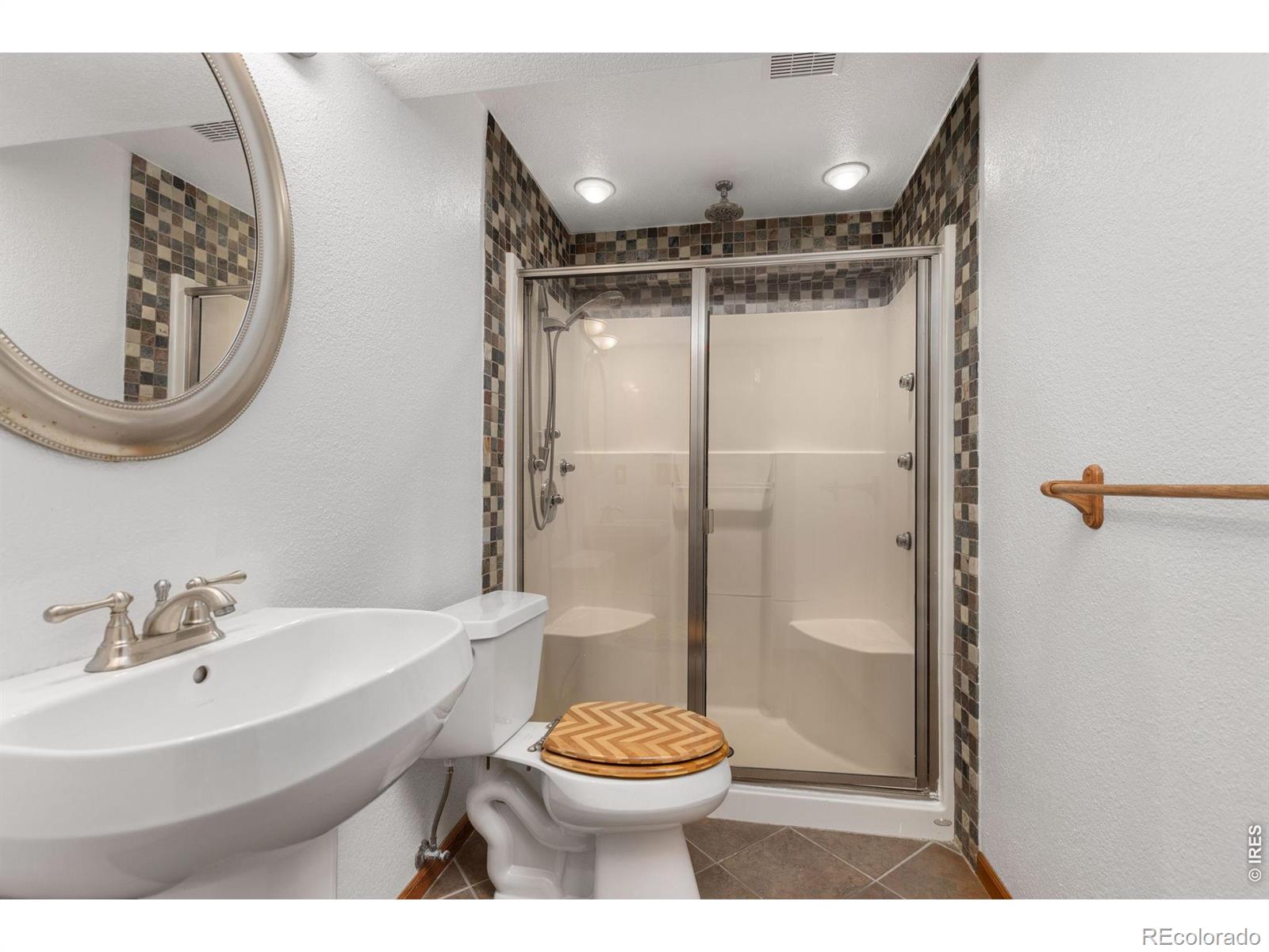 MLS Image #24 for 855 n 7th street,johnstown, Colorado