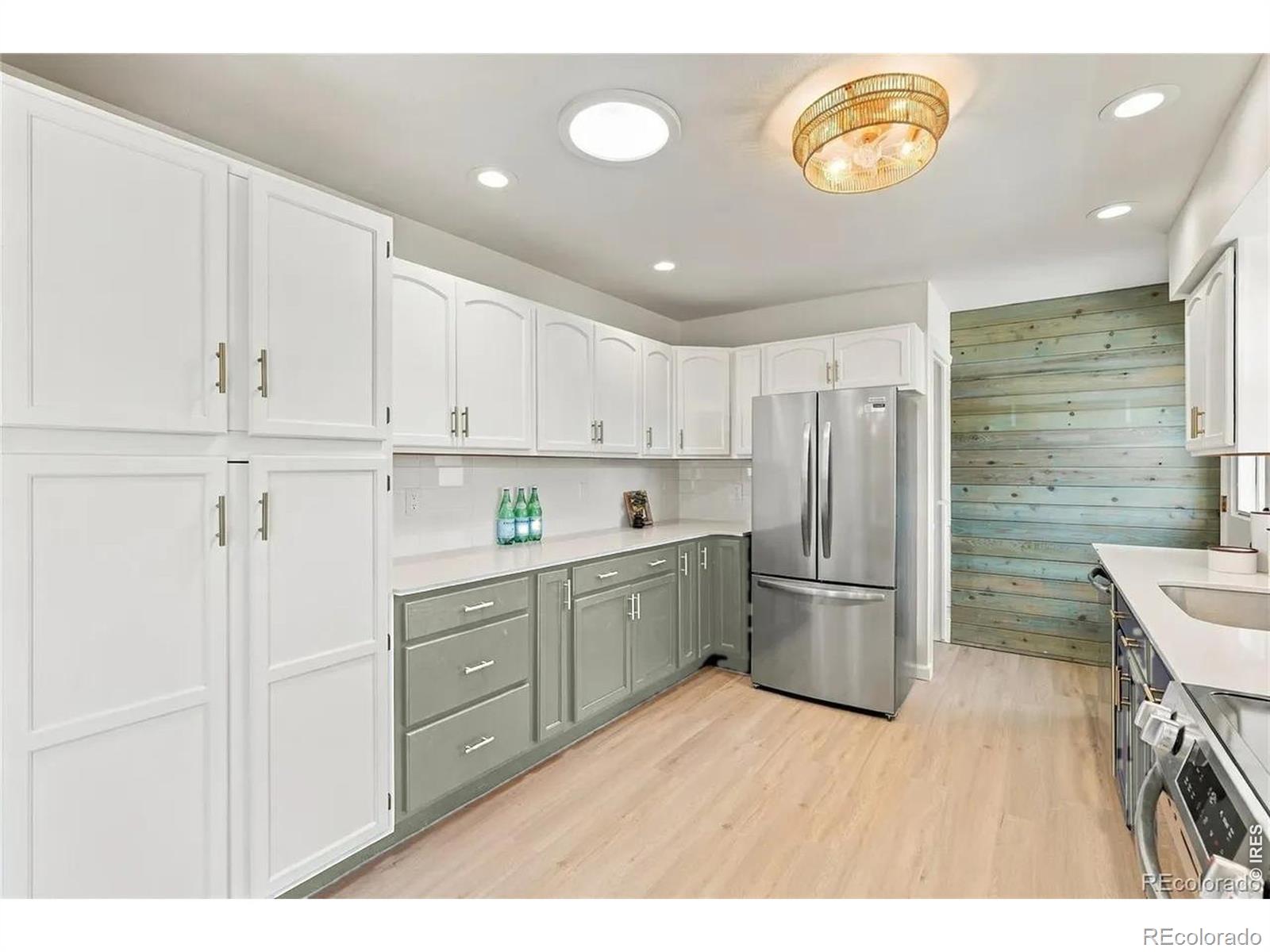 MLS Image #6 for 3109  douglas avenue,loveland, Colorado