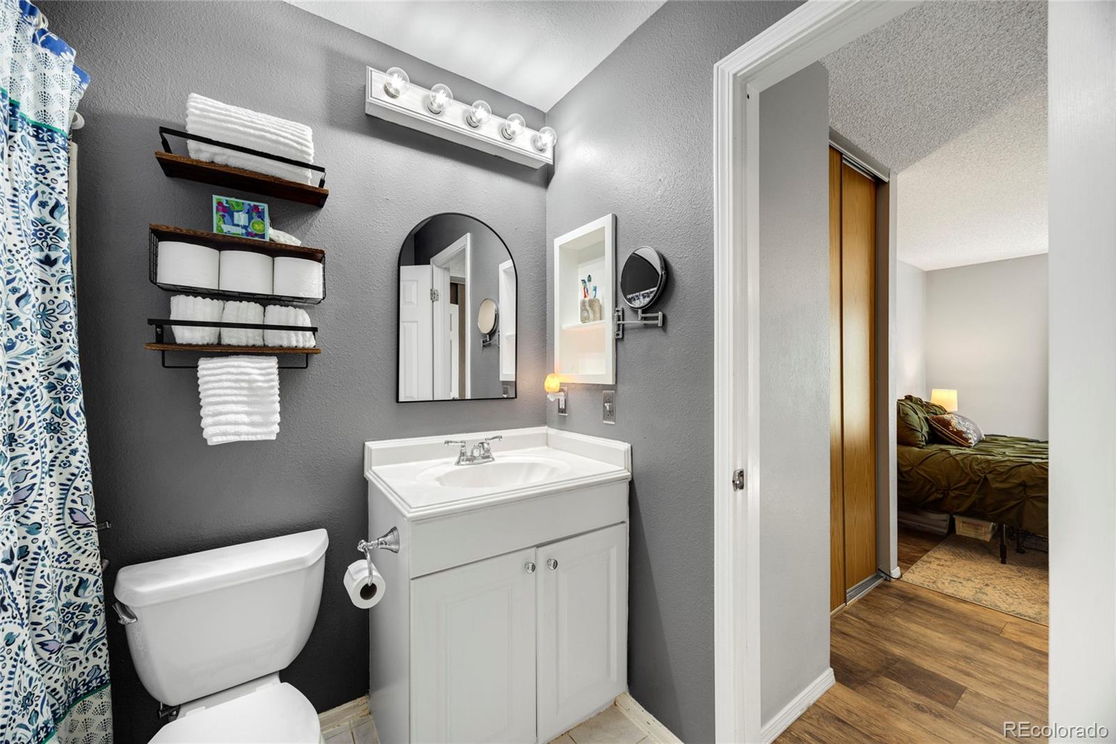 MLS Image #29 for 14232 e hawaii circle a,aurora, Colorado