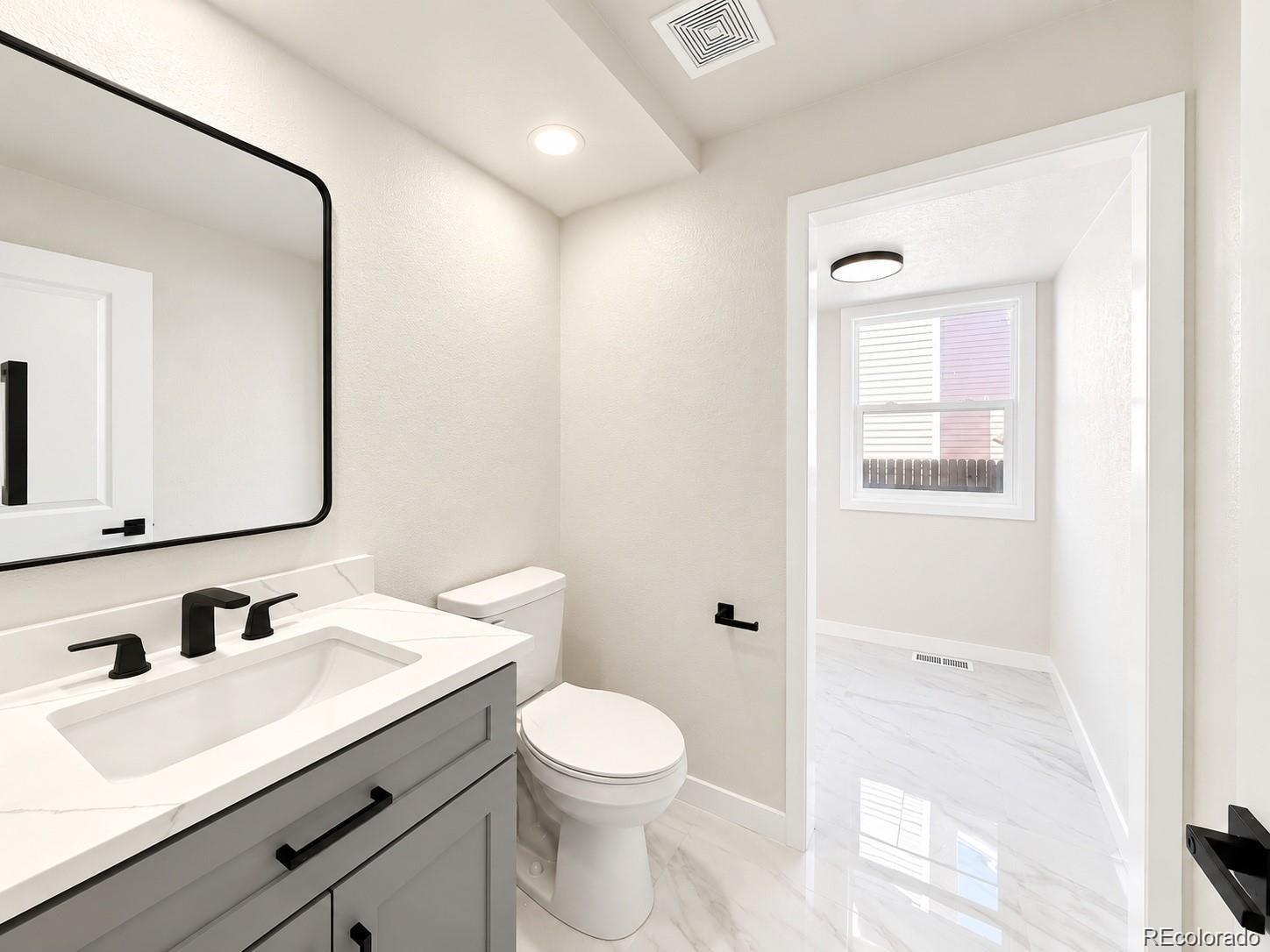 MLS Image #15 for 16181 e mercer circle,aurora, Colorado