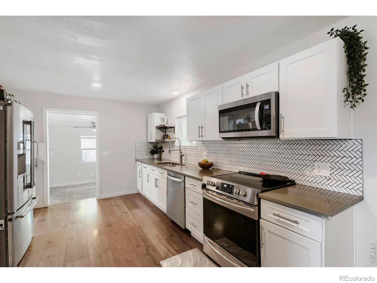 MLS Image #7 for 706  hover street,longmont, Colorado
