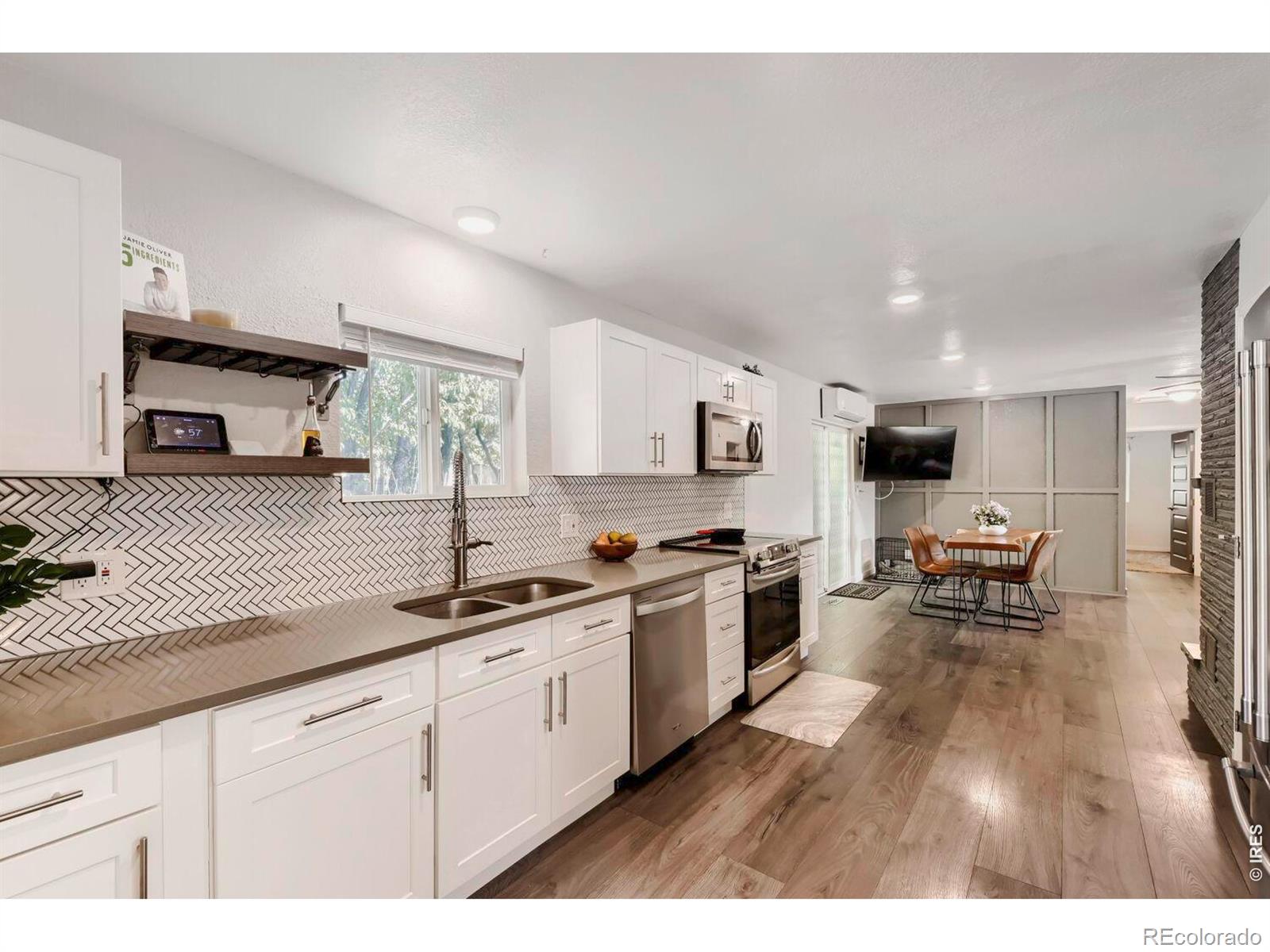 MLS Image #8 for 706  hover street,longmont, Colorado