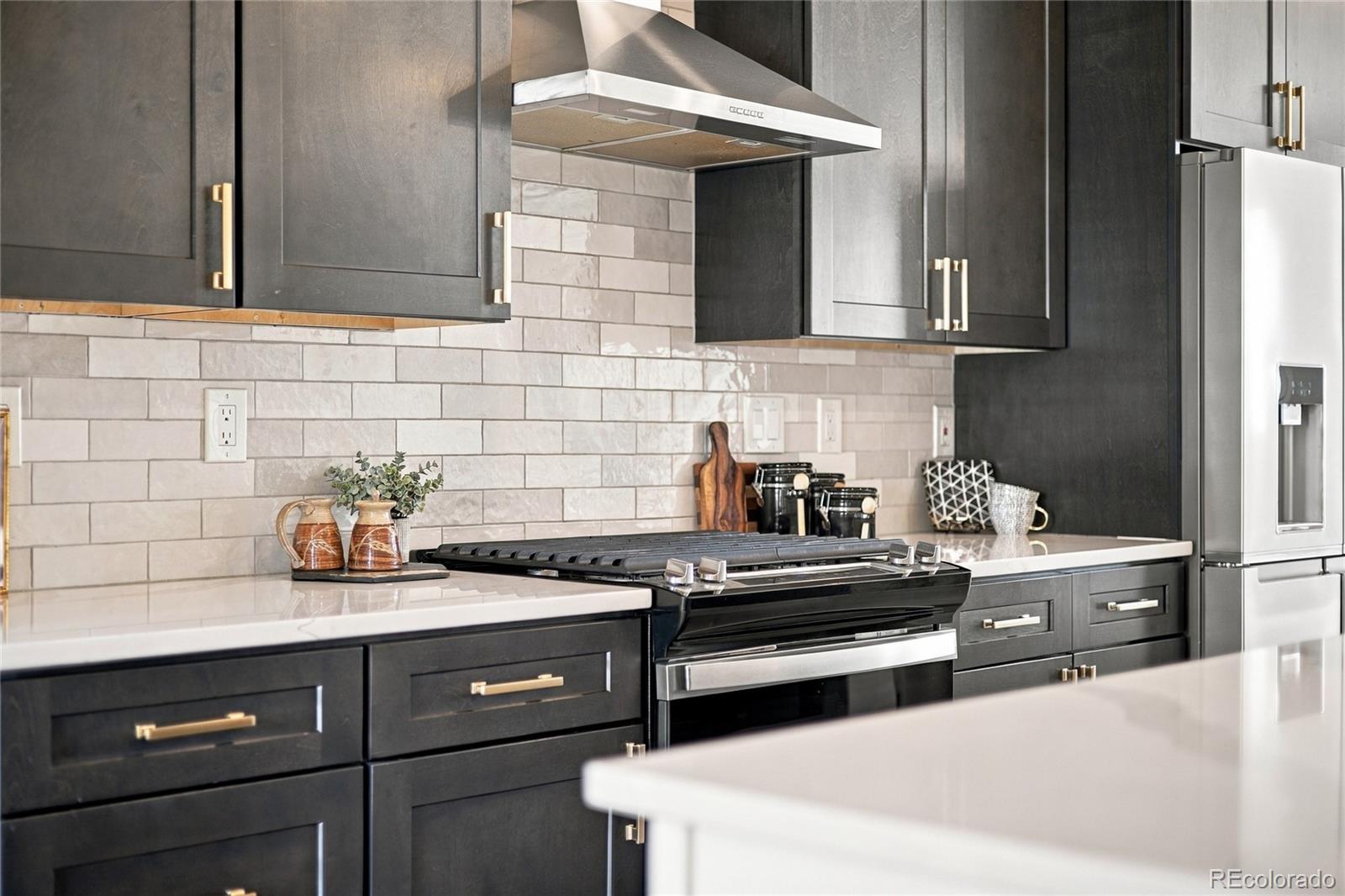 MLS Image #4 for 2432  ames street,edgewater, Colorado